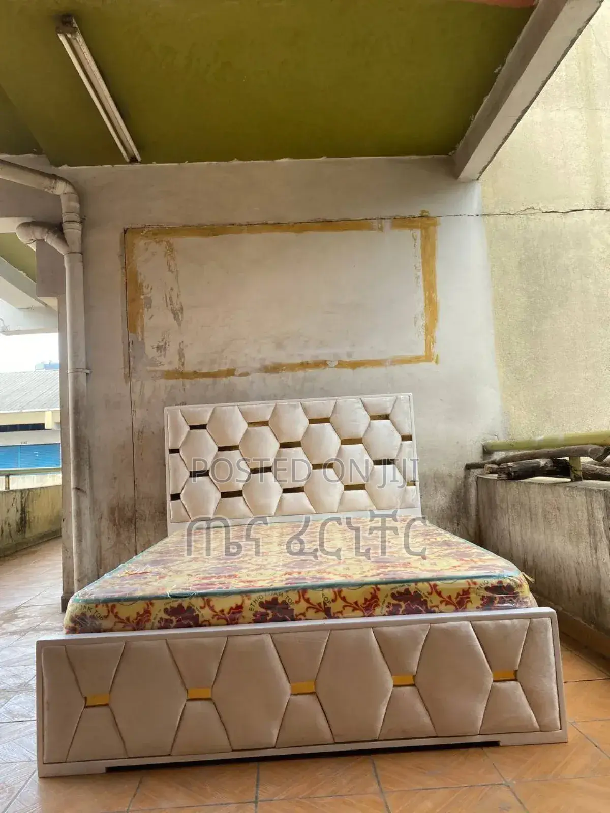 1.20 Diamond አልጋ(Alga),Bed በ16800.