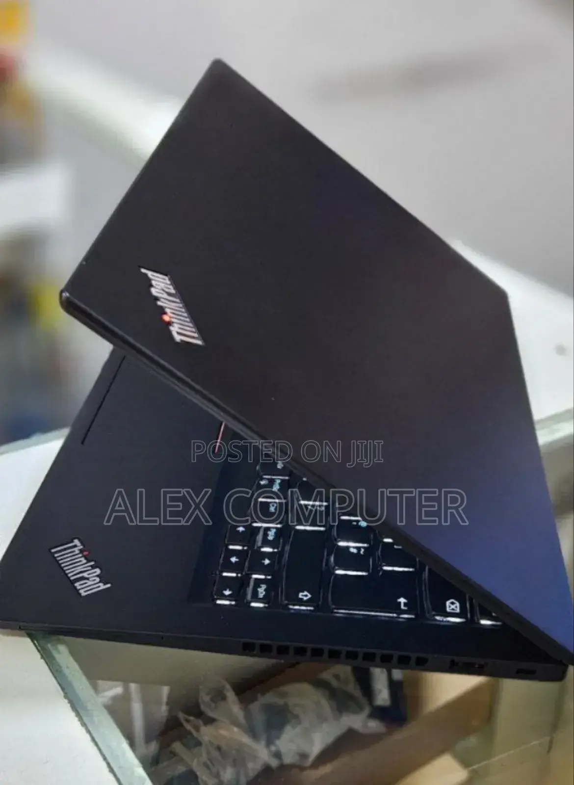 New Laptop Lenovo Thinkpad T14s Gen 2 8GB Intel Core I5 SSD 256GB