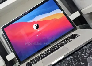 Photo - New Laptop Apple MacBook Pro 2015 16GB Intel Core i7 SSD 256GB