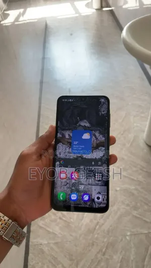 Photo - New Samsung Galaxy A16 256 GB Black