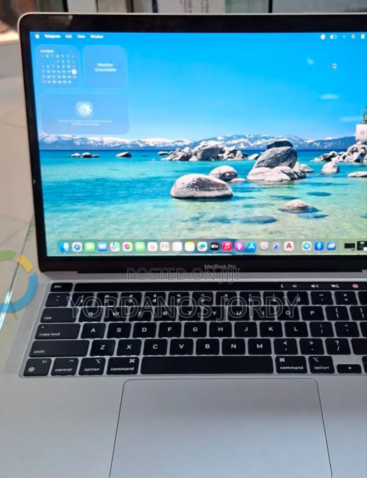 New Laptop Apple MacBook Pro 2022 M2 8GB Apple M2 SSD 256GB