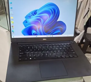 Photo - New Laptop Dell Precision 5540 16GB Intel Core I5 SSD 512GB