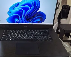 New Laptop Dell Precision 5540 16GB Intel Core I5 SSD 512GB