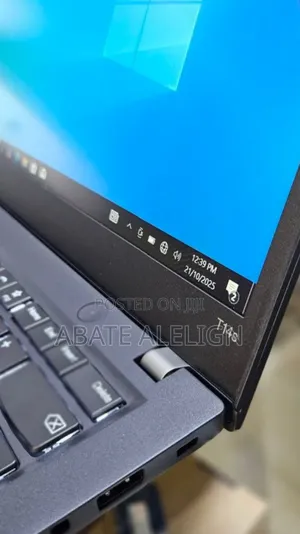 Photo - New Laptop Lenovo ThinkPad T14 8GB Intel Core I5 SSD 256GB