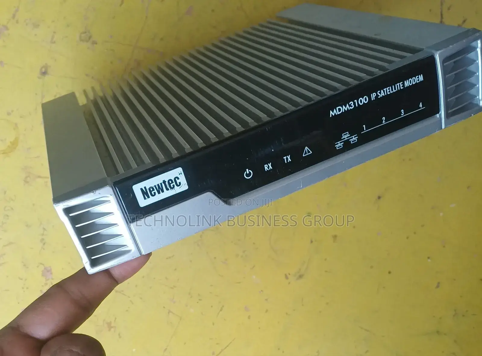Newtec Mdm3100 Ip Satellite Modem With Full C-Band PLL LNB