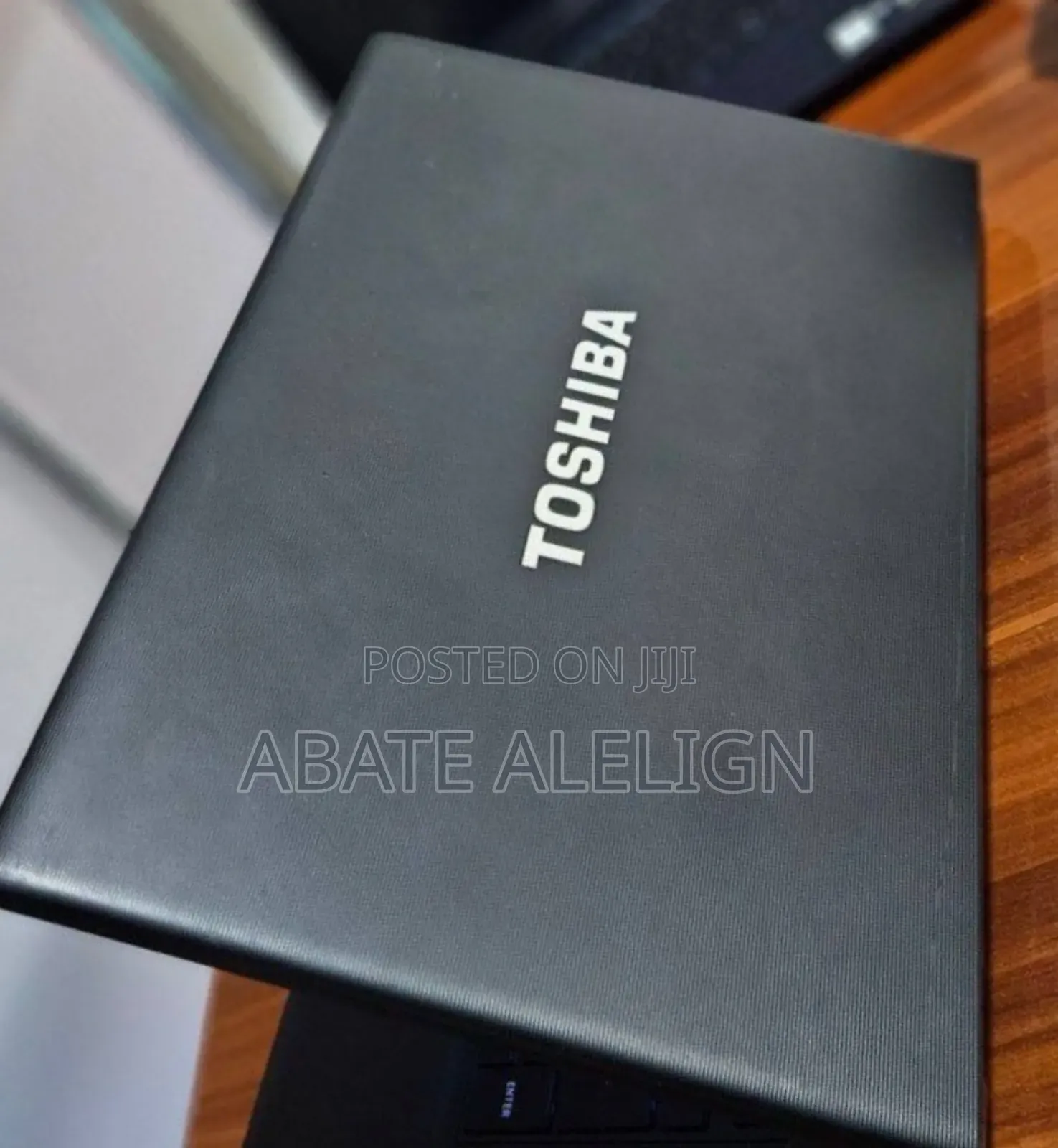 New Laptop Toshiba Tecra R950 4GB Intel Core I3 HDD 320GB