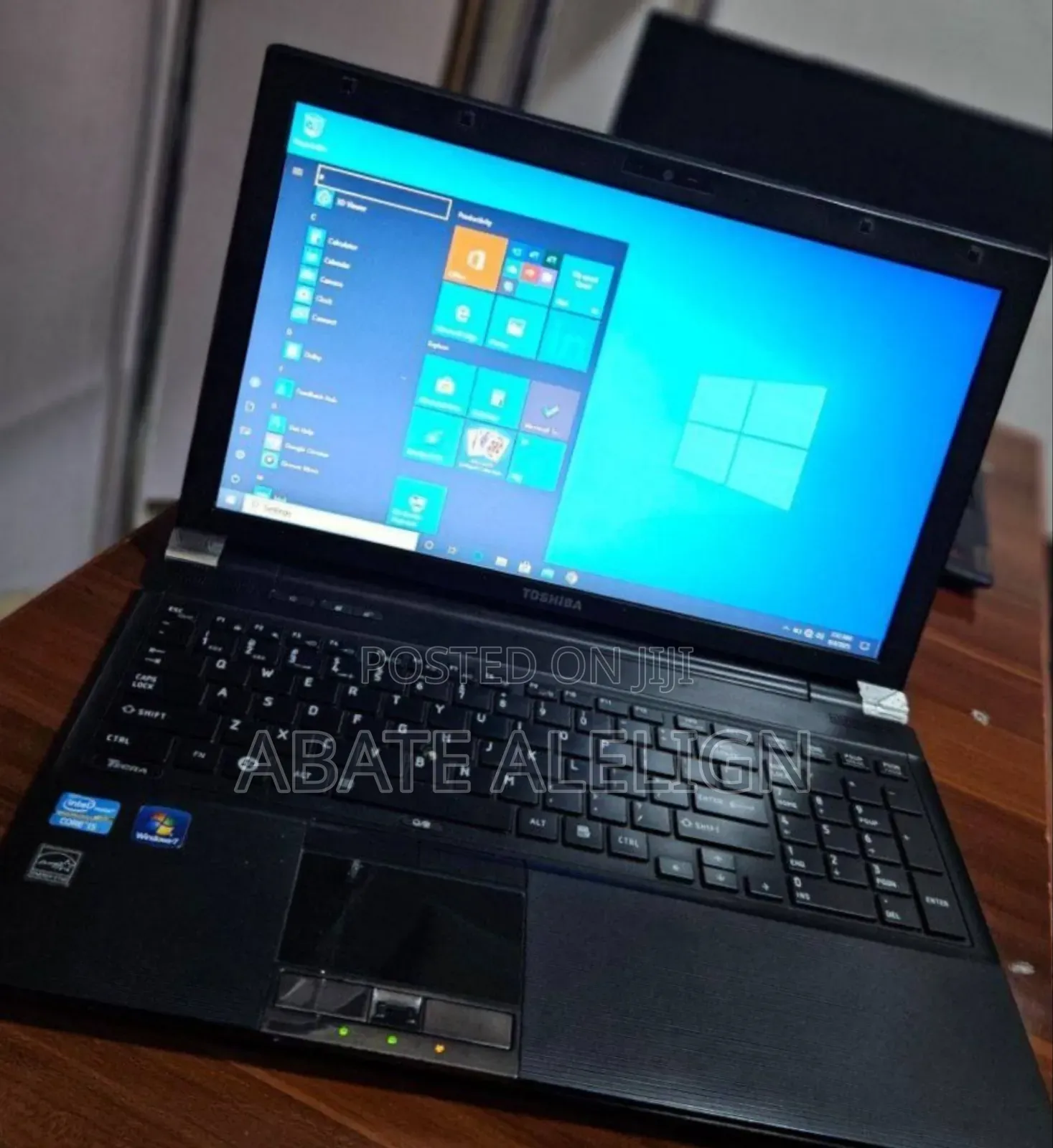 New Laptop Toshiba Tecra R950 4GB Intel Core I3 HDD 320GB