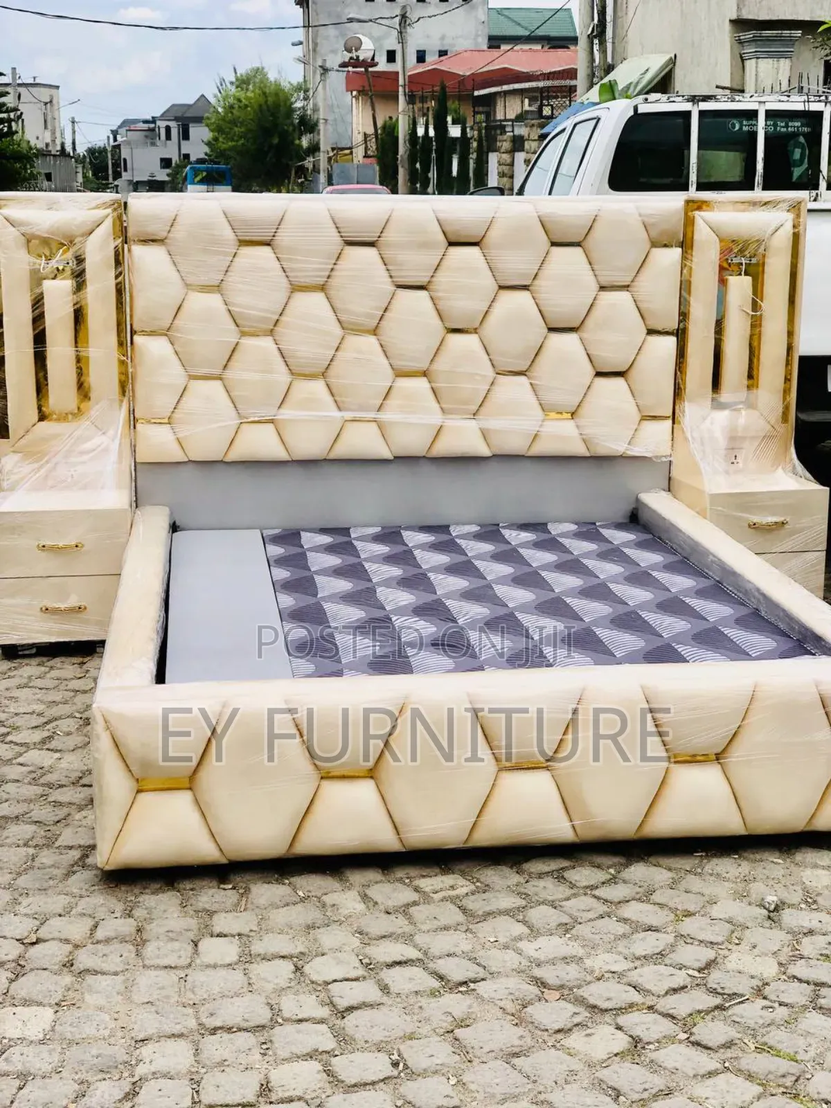 Dimond Alga Bed አልጋ Furniture