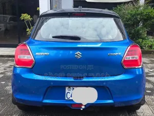 Suzuki Swift 2022 Blue