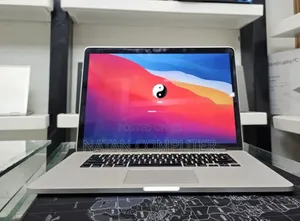 Photo - New Laptop Apple MacBook Pro 2015 16GB Intel Core i7 SSD 256GB