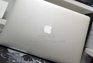 New Laptop Apple MacBook Pro 2015 16GB Intel Core i7 SSD 256GB