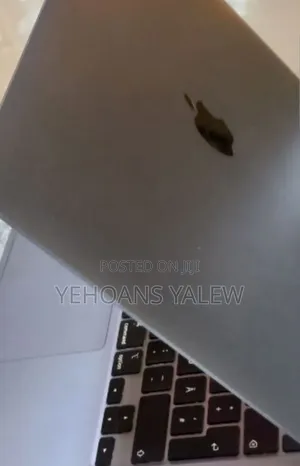 Photo - New Laptop Apple MacBook Air 2020 M1 8GB Intel Core I5 SSD 256GB