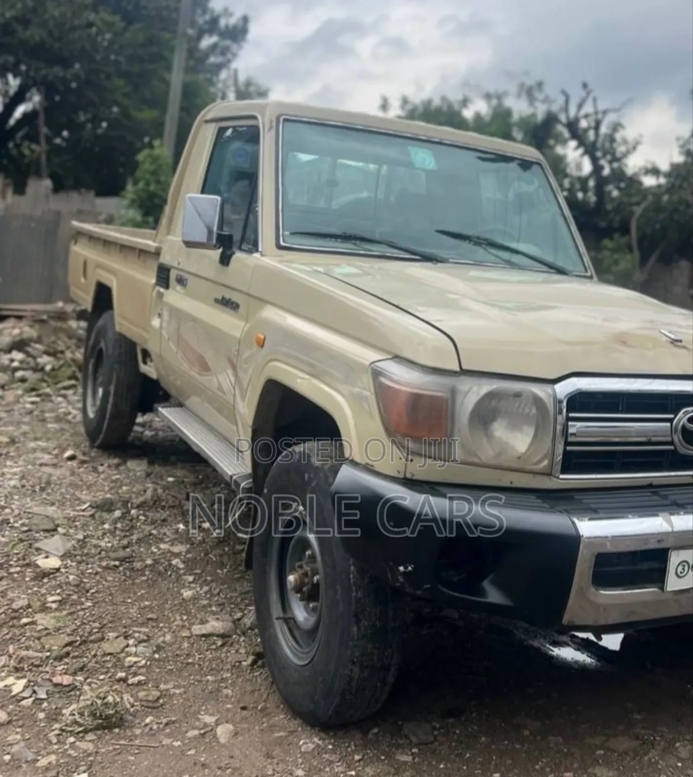 Toyota Land Cruiser 2008 Gold