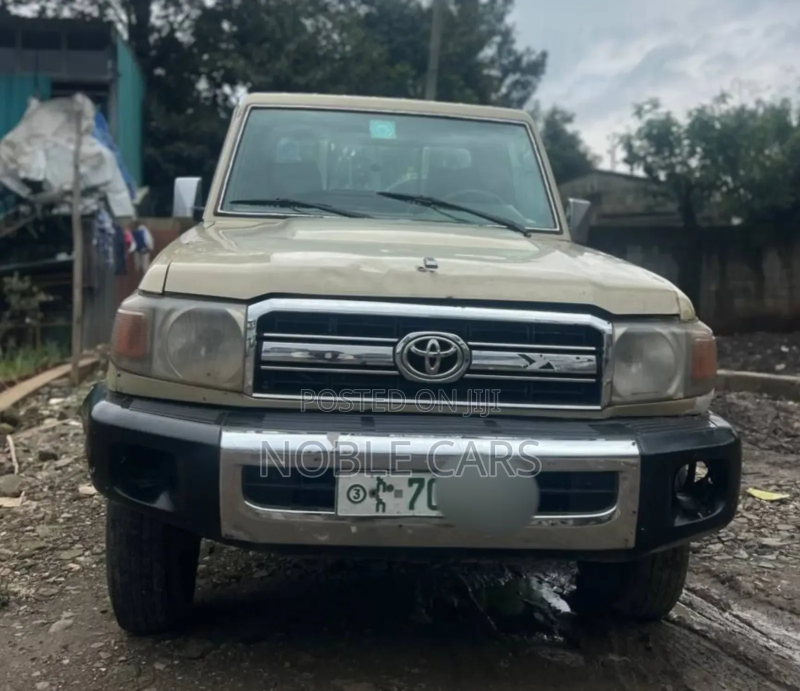 Toyota Land Cruiser 2008 Gold