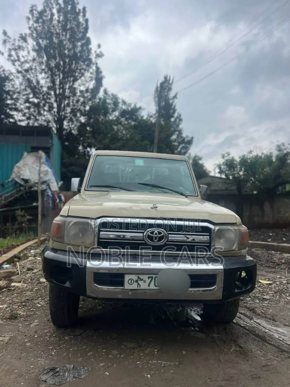 Toyota Land Cruiser 2008 Gold