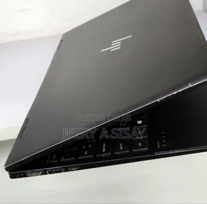 New Laptop HP Envy X360 8GB AMD Ryzen 5 SSD 256GB