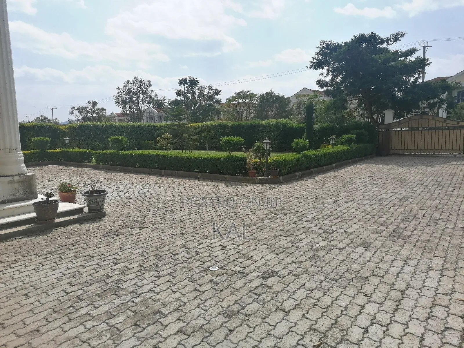 7bdrm House in Ccd, Yeka for rent