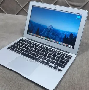 New Laptop Apple MacBook Air 2015 4GB Intel Core I5 SSD 128GB