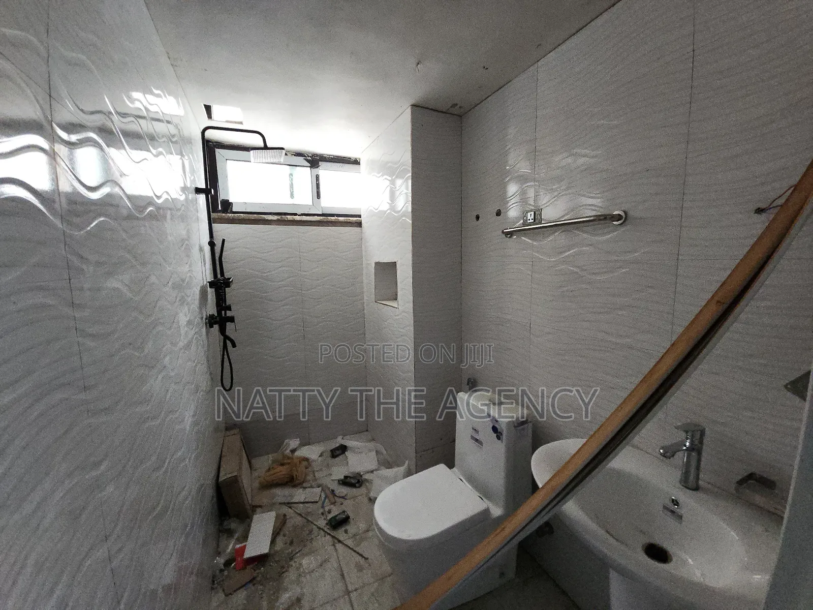 Furnished 4bdrm Apartment in Summit, Bole for sale