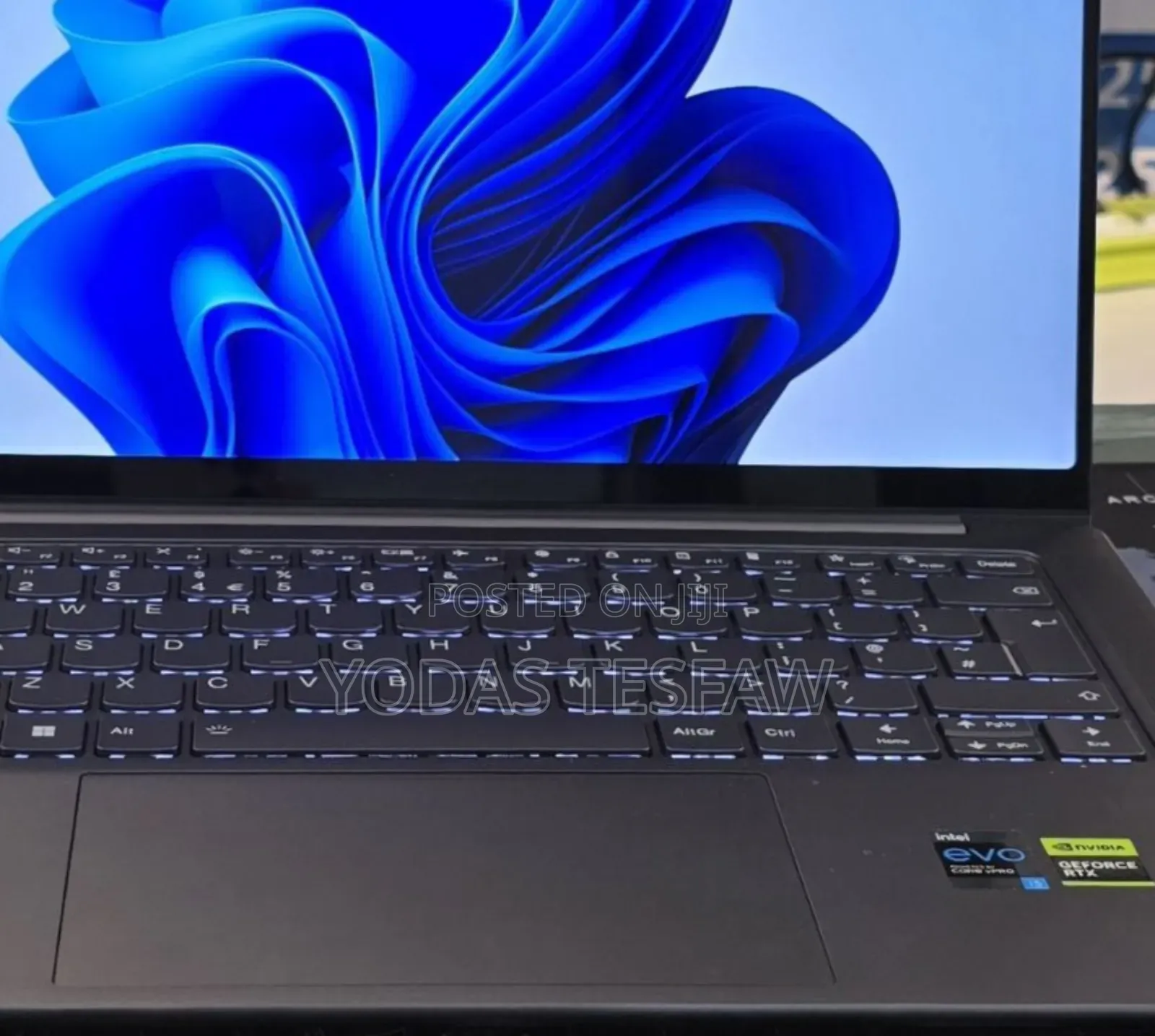 New Laptop Lenovo Yoga C740 16GB Intel Core I5 SSD 1T