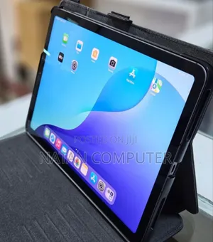 Photo - New Apple iPad (2022) 64 GB