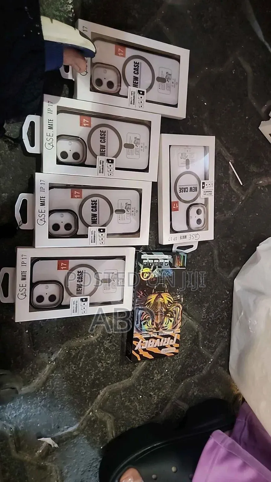 iPhone 17 Cover and Glass