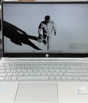New Laptop HP Pavilion 15 16GB Intel Core I5 SSD 2T