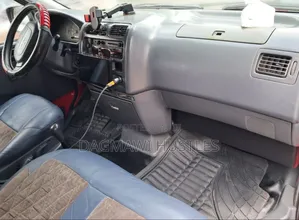 Toyota HiAce 2006 Red