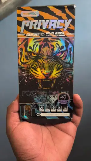 Photo - iPhone 17 Cover and Glass