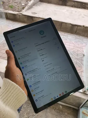 New Samsung Galaxy Tab 8.9 P7300 64 GB White