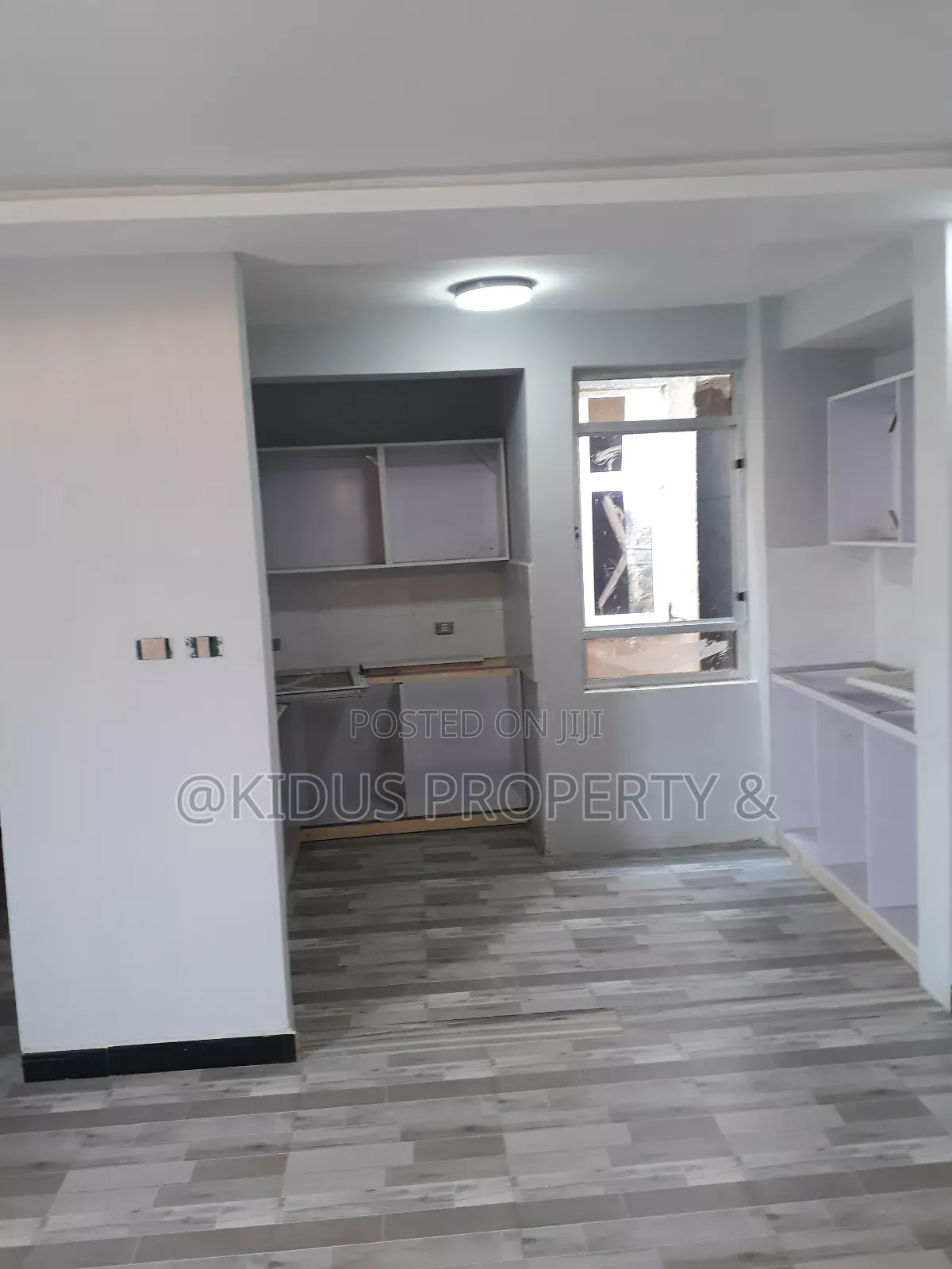 2bdrm Apartment in Abo Square, Nifas Silk-Lafto for rent