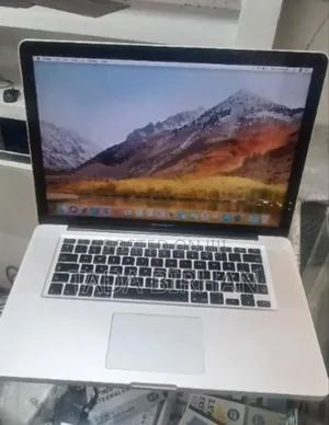 Photo - Laptop Apple MacBook Pro 2010 6GB Intel Core I5 SSD 350GB