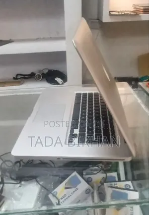 Laptop Apple MacBook Pro 2010 6GB Intel Core I5 SSD 350GB