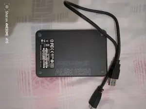 Photo - Toshiba Canvio Basics 1tb – Usb 3.0 Portable Hard Drive