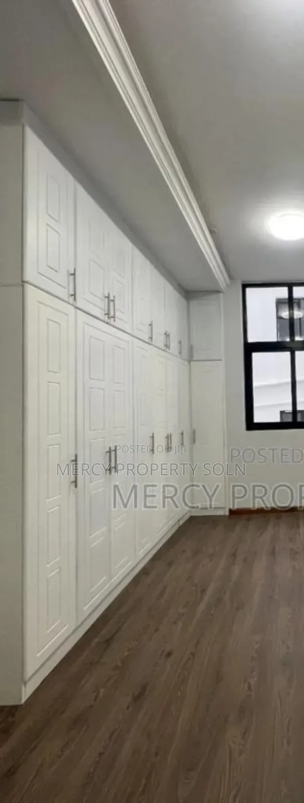 Furnished 6bdrm House in Bole for sale