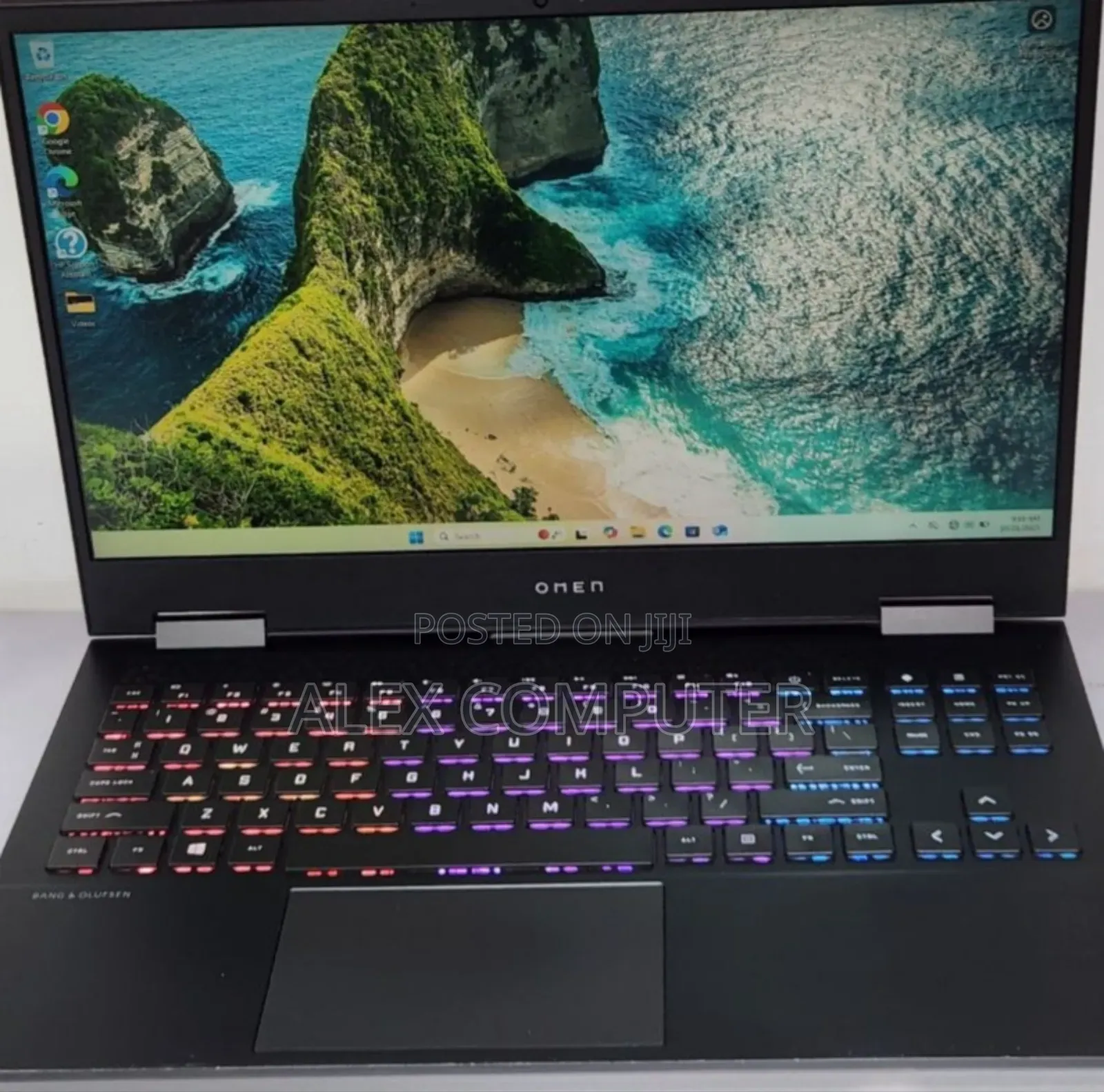 New Laptop HP Omen 15 16GB AMD Ryzen 7 SSD 512GB