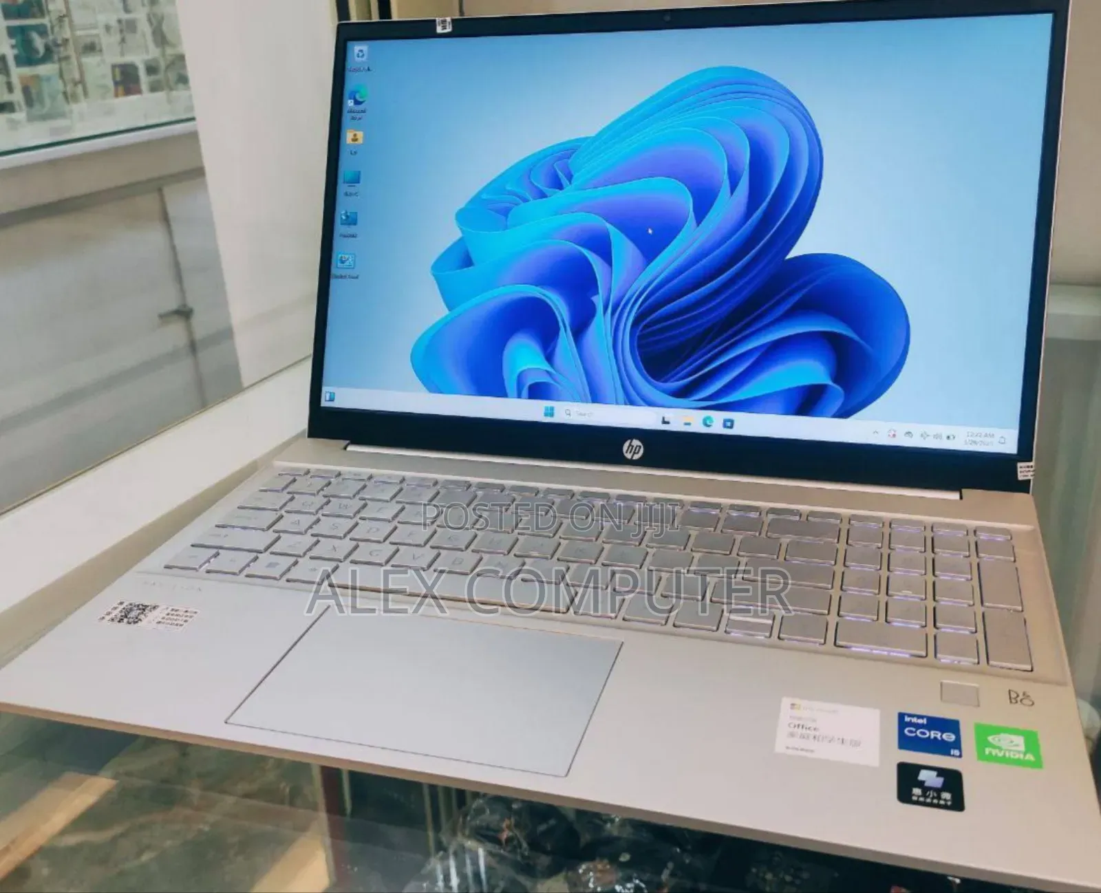 New Laptop HP Pavilion 14 16GB Intel Core I7 SSD 512GB