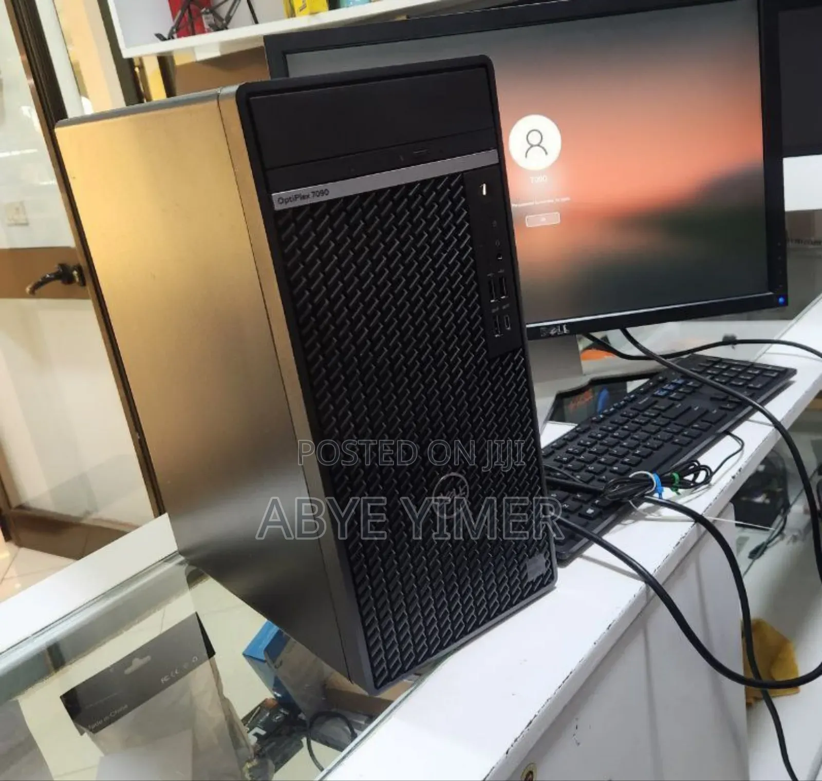 New Desktop Computer Dell Optiplex 7090 8GB Intel Core I7 HDD 1T