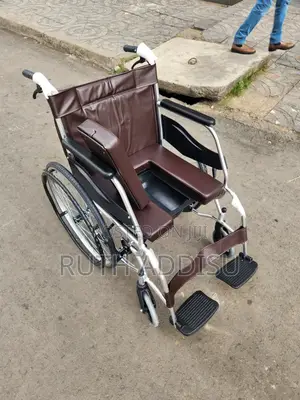 Wheelchair廟宇wheelchair者或wheelchair奔走wheelchair痲你wheelchair傳出wheelchair