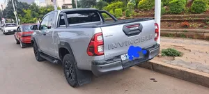 Toyota Hilux 2021 Silver