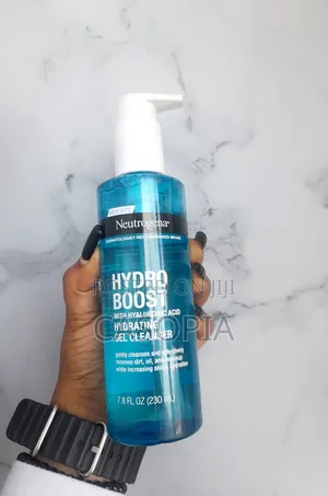 Photo - Neutrogena Hydroboost Facial Cleanser