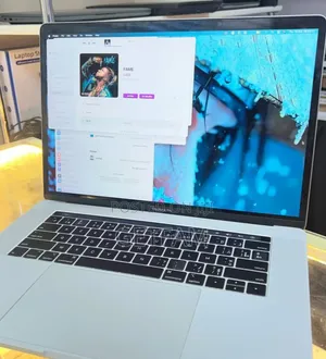 New Laptop Apple MacBook Pro 2019 32GB Intel Core I9 SSD 512GB