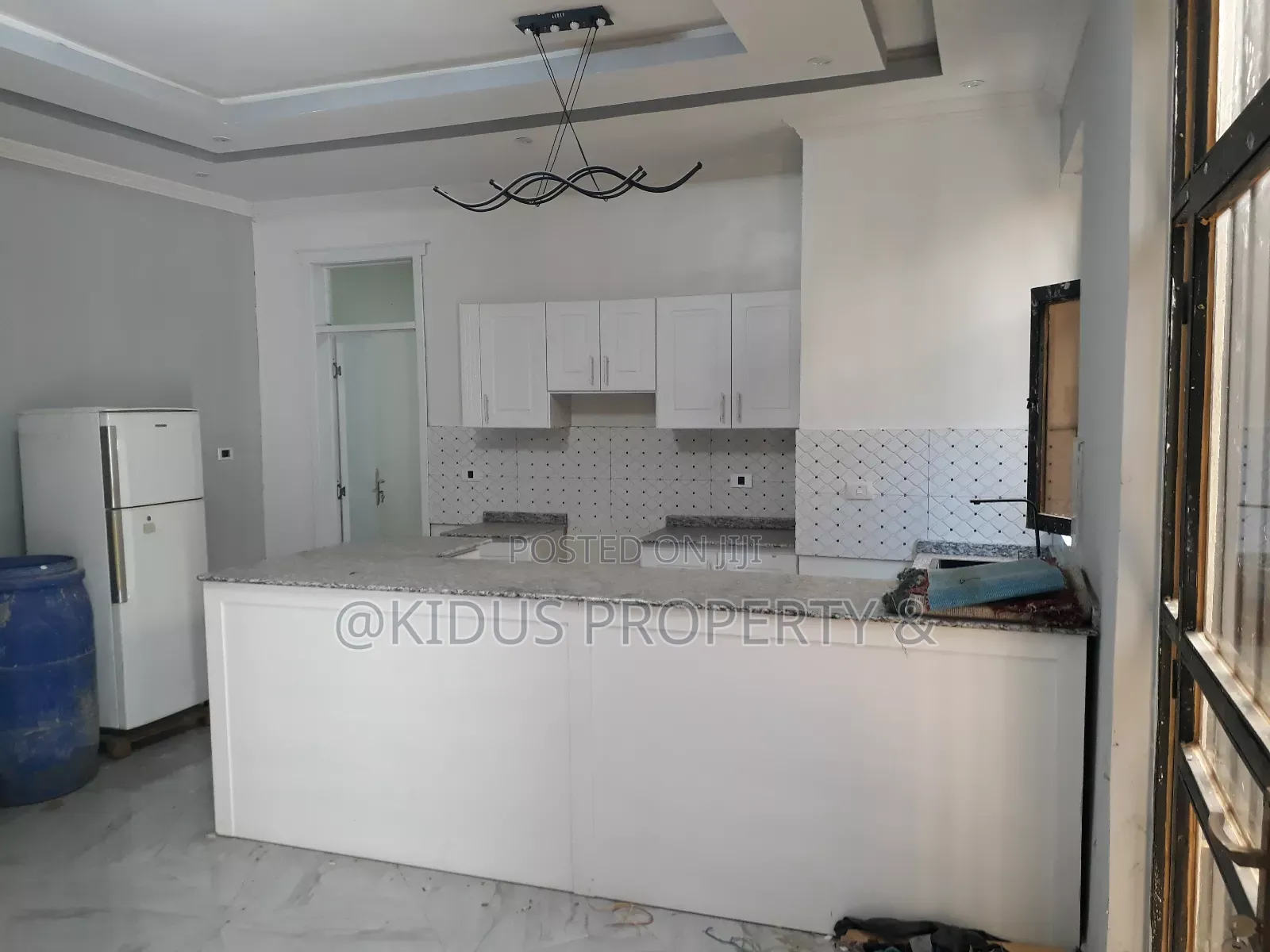 2bdrm House in Abo Square, Nifas Silk-Lafto for rent