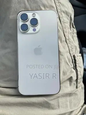 Photo - Apple iPhone 13 Pro 256 GB White