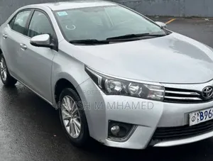 Toyota Corolla 2015 Silver