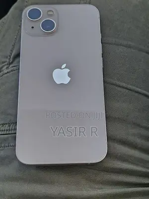 Photo - Apple iPhone 13 128 GB White