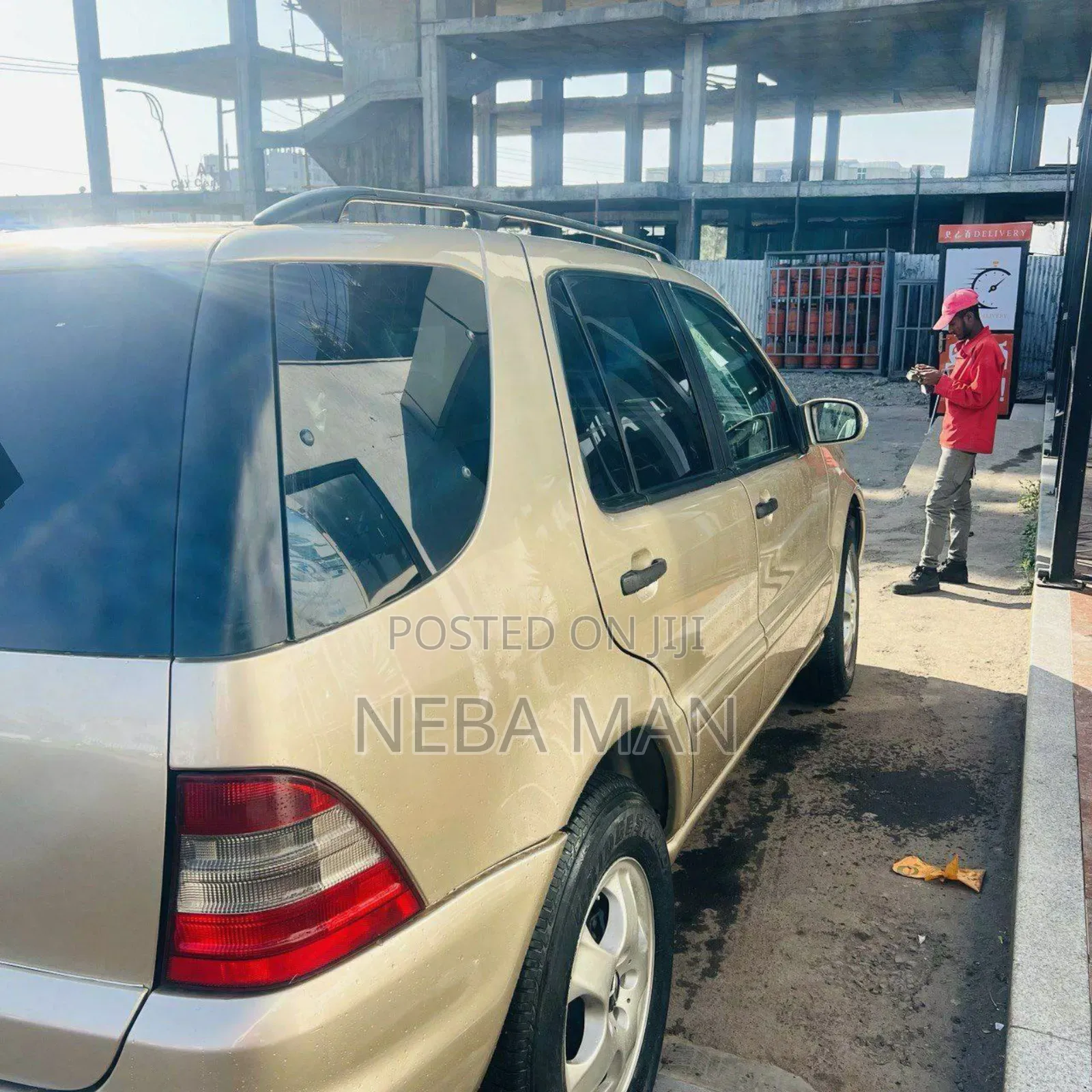 Mercedes-Benz E320 2003 Gold