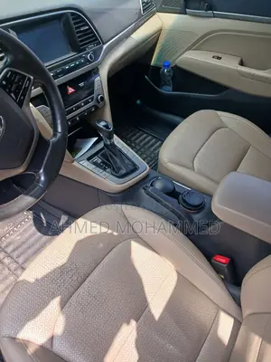 Hyundai Avante 2017 Gray