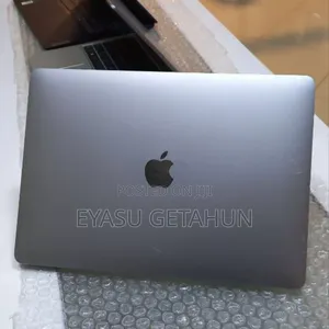 New Laptop Apple MacBook Air 8GB Intel Core I5 SSD 256GB