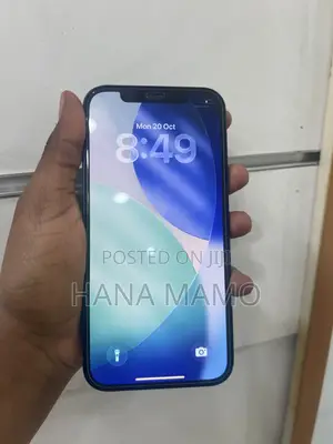 Photo - Apple iPhone 12 128 GB Black